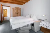 Garni Meinrad Hotels in Auer
