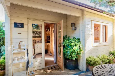 Duck Lodge B&B with Hot Tub Hotel a Henfield