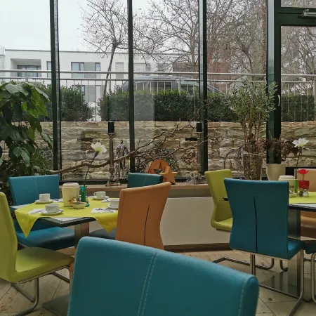 Hotel Cristal Отели рядом с достопримечательностью «Остштадт»