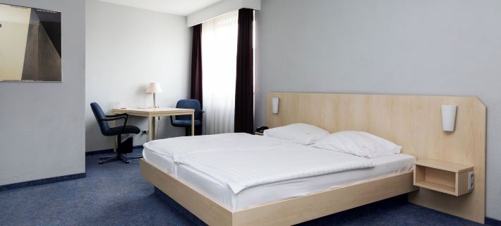Hotel Meran Hallenbad & Sauna Hotels in Saarbruecken