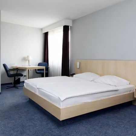 Hotel Meran Hallenbad & Sauna