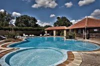 Domaine de Vareilles Hotels in Vareilles