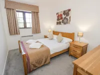 Brunston Castle Hotels near Sacred Hearts Of Jesus & Mary R C Church