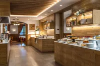 Kinderhotel Adriana Hotels in Ledro