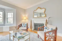 Charming Home: 3 Blocks to Winona State University - Wifi