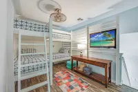 The Luv Shack - Homestays