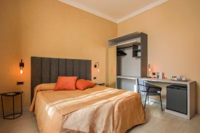 Hotel Tirrenia فنادق في Torre del Lago Puccini
