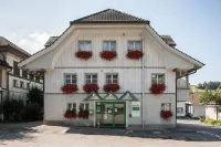 Seminarhotel Linde Stettlen Hotels in Muri