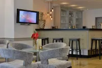 โรงแรมเซลเลอร์ โฮฟ - ที่มีบาร์
