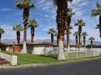 Stanlunds Inn and Suites Hotels in Borrego Springs