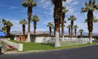 Stanlunds Inn and Suites Hotels in Borrego Springs