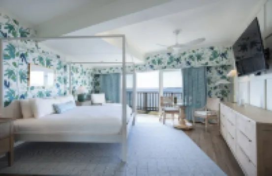 Lighthouse Club Hotel