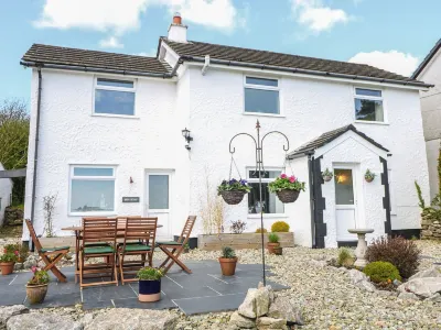Bryn Uchaf Hotels in 