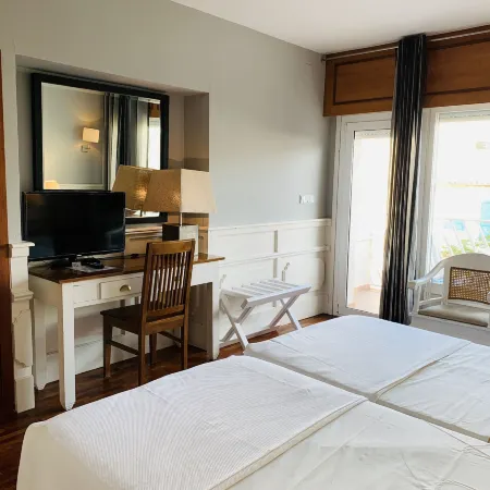 Hotel Vostra Llar Отели в г. Паламос