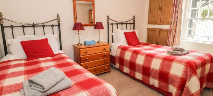 Rowan Cottage Hotels in Lakes