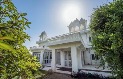 사비스타 리트리트 Sambar 주변 호텔