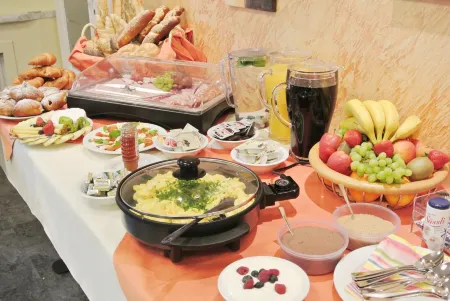 Frühstückspension Paradiesgartl Отели в г. Ardagger