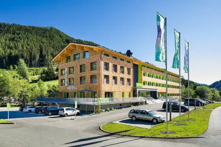 Explorer Hotel Bad Kleinkirchheim Отели в г. Radenthein