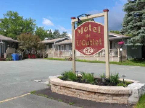Motel de l'Outlet Hotels in Magog
