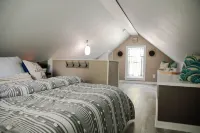 Family Home w/ Private Pool & Yard Only 24 Mi to Disney! Hotels in Osceola County