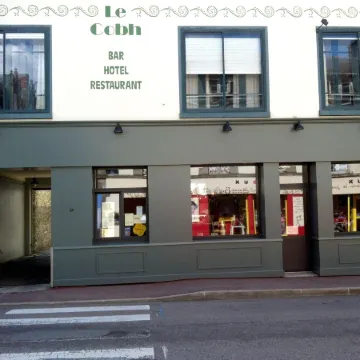 Hôtel le Cobh Отели в г. Плоэрмель