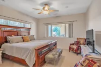 Luxury Home Near Golf Course, Airport, Embry Riddle-Hole in One! - Parvekkeita