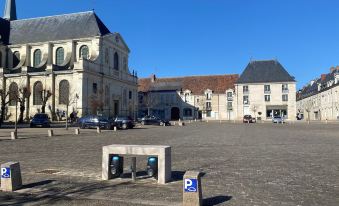 Logis Hôtel Restaurant le Puits Doré