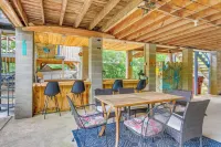 Riverfront Milton Cabin w/ Boat Ramp & Dock! - Parking