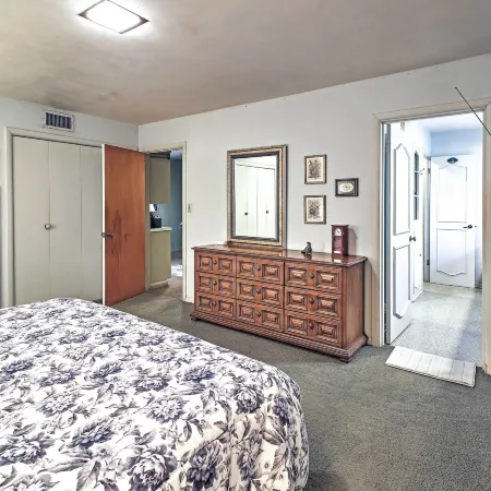 Mid-Century Hideaway: Spacious Brownsville Home!
