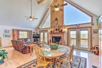 A-Frame w/ Stunning Mountain Views & Fireplace! - Wifi