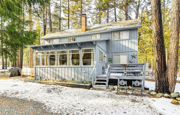 Graeagle Vacation Rental Cabin w/ Game Room!