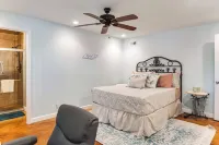 Riverfront Cottage Near Rock Island State Park - 3-Star