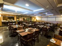 Crystal Plaza Hotel Hotels near Civic Square