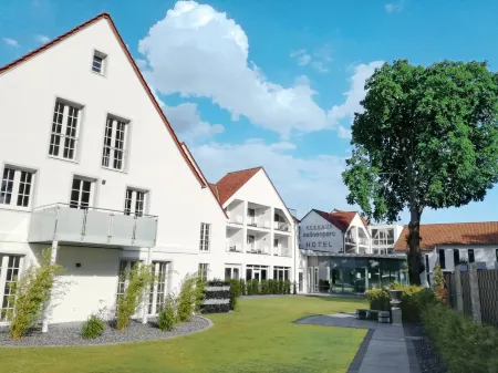 Kurhaus Design Boutique Hotel Отели в г. Анрёхте