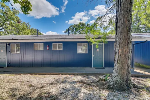 Lakefront Haven Boat Slip, Deck and Community Pool!