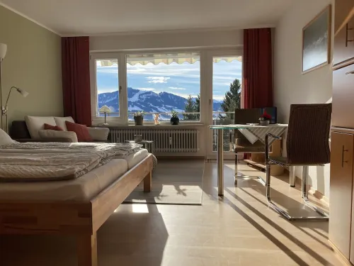 Absolutely Quiet, Beautiful Apartment with Wonderful Mountain Views and Swimming Pool Hotel a Oy-Mittelberg