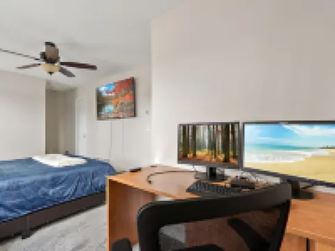 Stylish & Spacious Retreat - with a High tech Movie Theater near DT Minneapolis Hotels in Fridley
