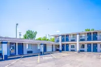 Deluxe Inn & Suites by OYO Miami OK Dobson Museum 주변 호텔