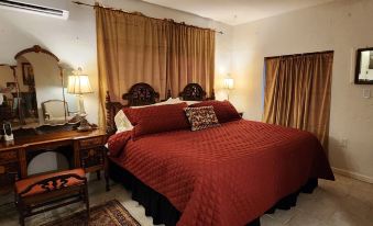 Lily Creek Lodge