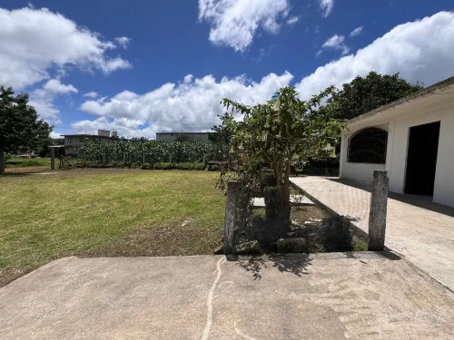 Casa rodeada de naturaleza
