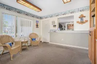 Ludington Pier House