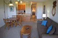 Budget Friendly, Standard Condo with Short Walk to the Beach