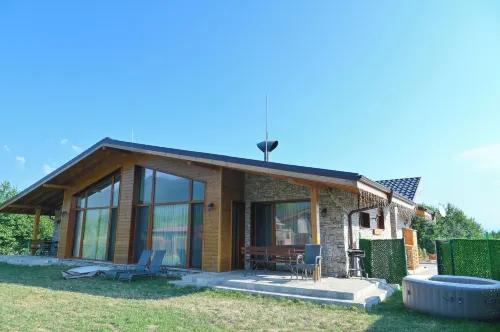 Villa Raphael Near the Pirin Golf Resort