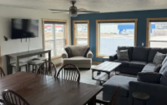 Mill Street Upper Apartment