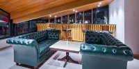 Regenta Place Dalhousie Just 500 Meters Walkable from Mall Road - bar