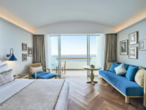 Royal Avila Boutique Resort Hotels in Malaka