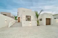 Villa N15 en Plein cœur de la Marina, Proche de Rosas, Costa Brava - parking