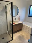 Modern 4 bedroom house -5 minutes to Bendigo cbd