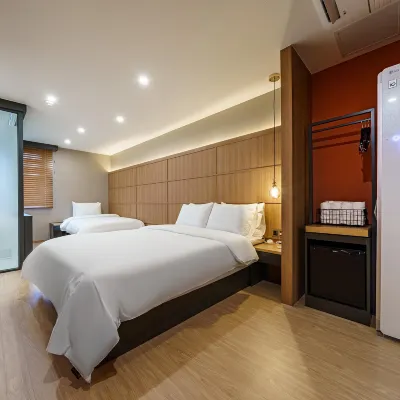 ปูซาน ซาซัง นักดงแดโร บราวน์ ดอท โรงแรมใกล้สนามบินนานาชาติกิมแฮ