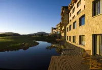 Loi Suites Chapelco Hotel - 5-Star